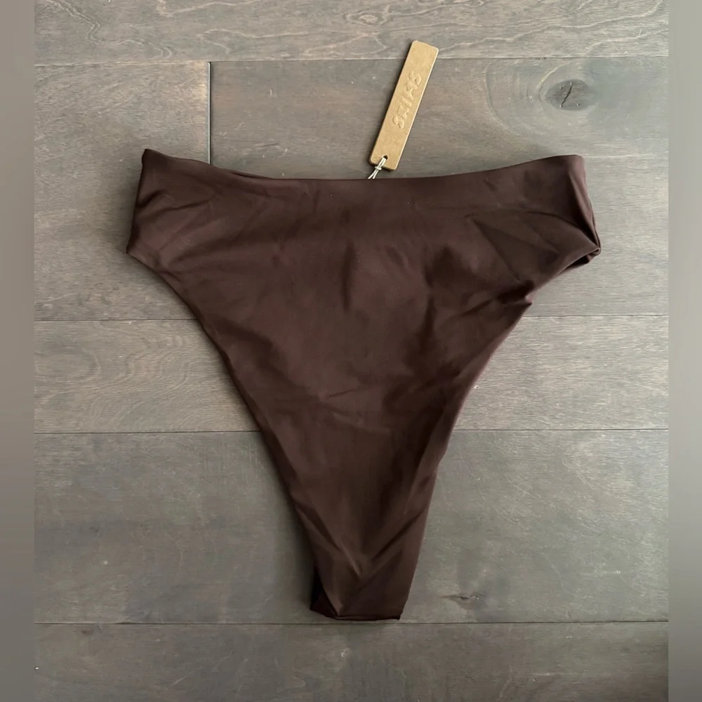 NWT SKIMS Swim Mid Waist Bottoms-Cocoa
